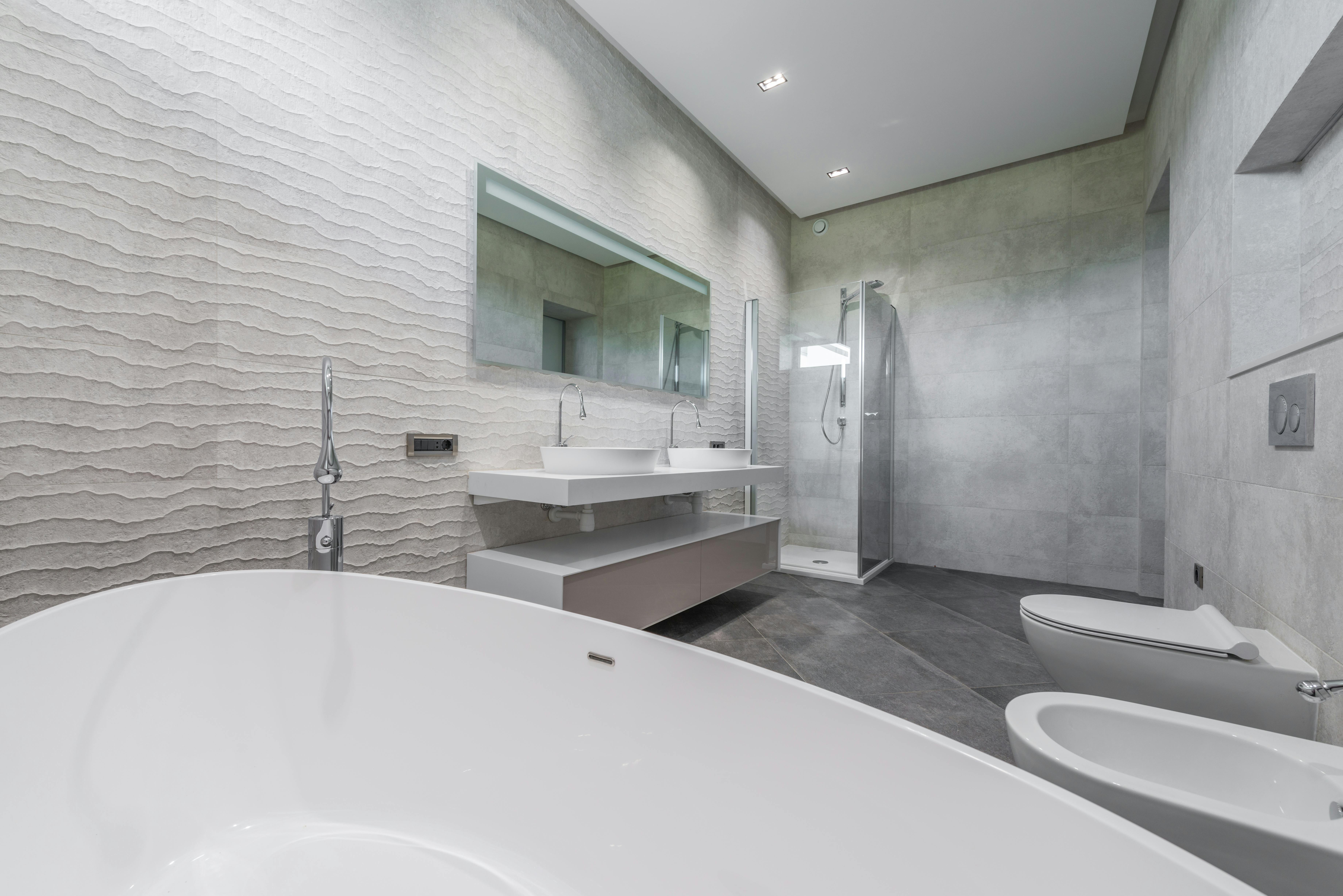 Светлый премиальный санузел